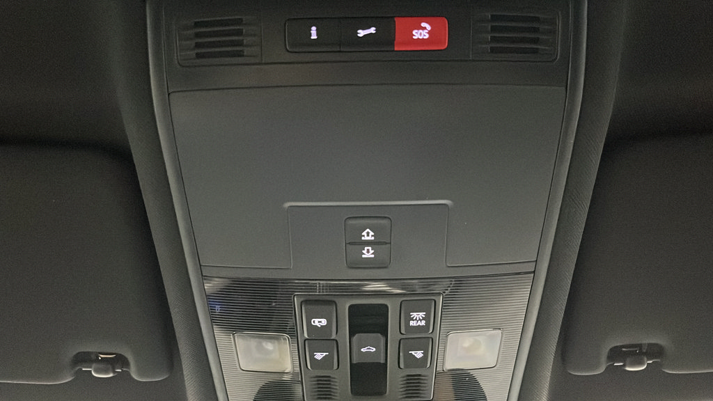 Used 2024 Volkswagen Tiguan SE R-Line AWD/4WD image 38