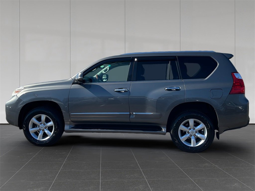 Used 2012 Lexus GX 460 w/ Comfort Plus Pkg image 2