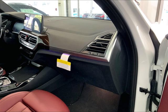 Used 2024 BMW X3 sDrive30i w/ Premium Package image 15