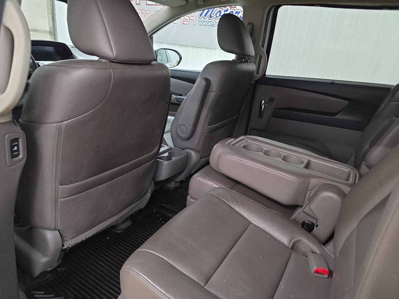 Used 2014 Honda Odyssey Touring image 31