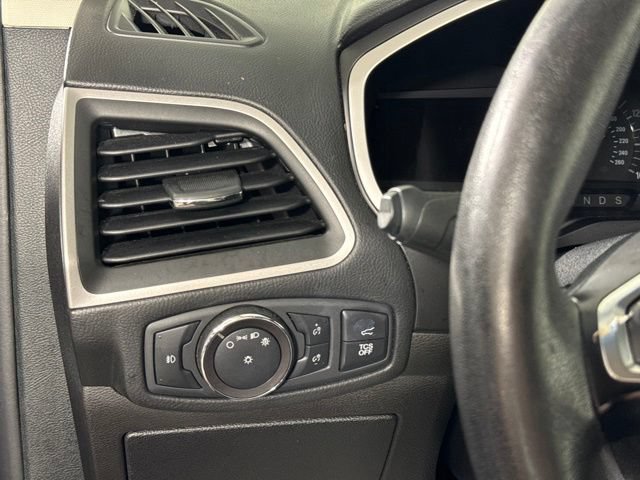 Used 2019 Ford Edge SEL w/ Equipment Group 201A AWD/4WD image 20