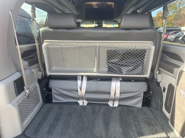 Used 2021 Chevrolet Express 2500 Explorer Van w/ Enhanced Convenience Package image 14