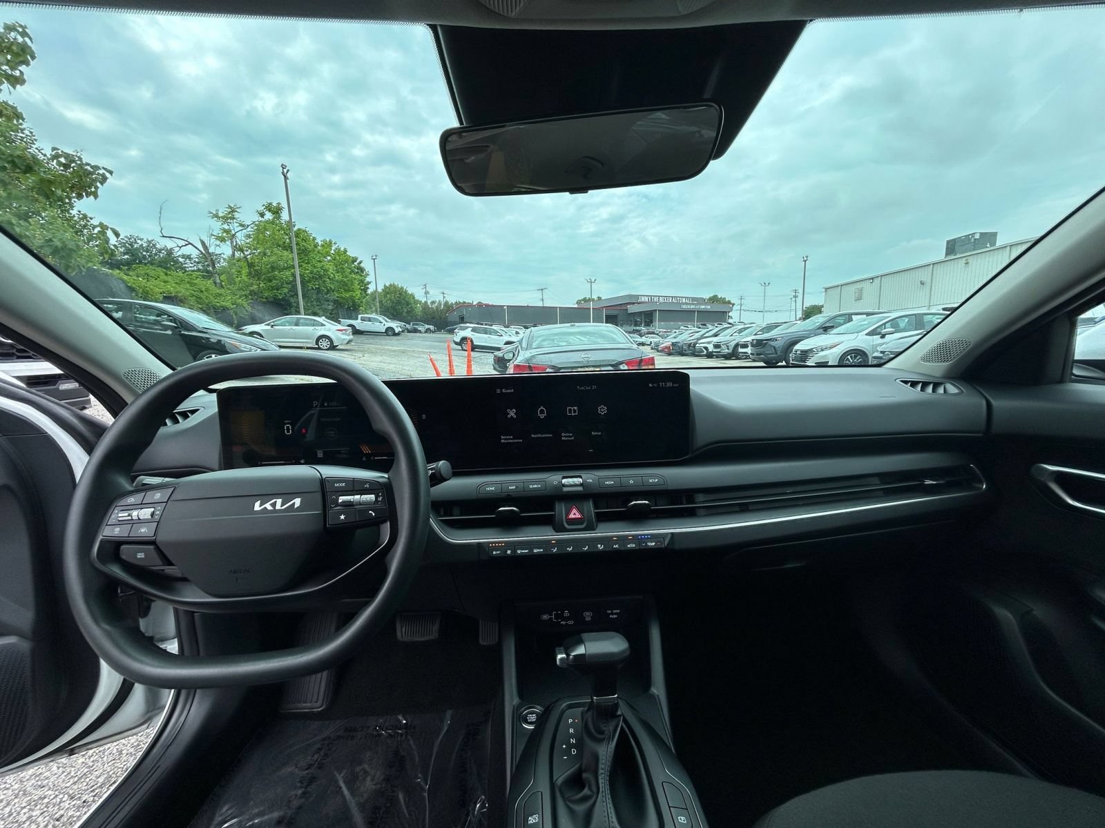 Used 2026 Kia K4 FWD image 28