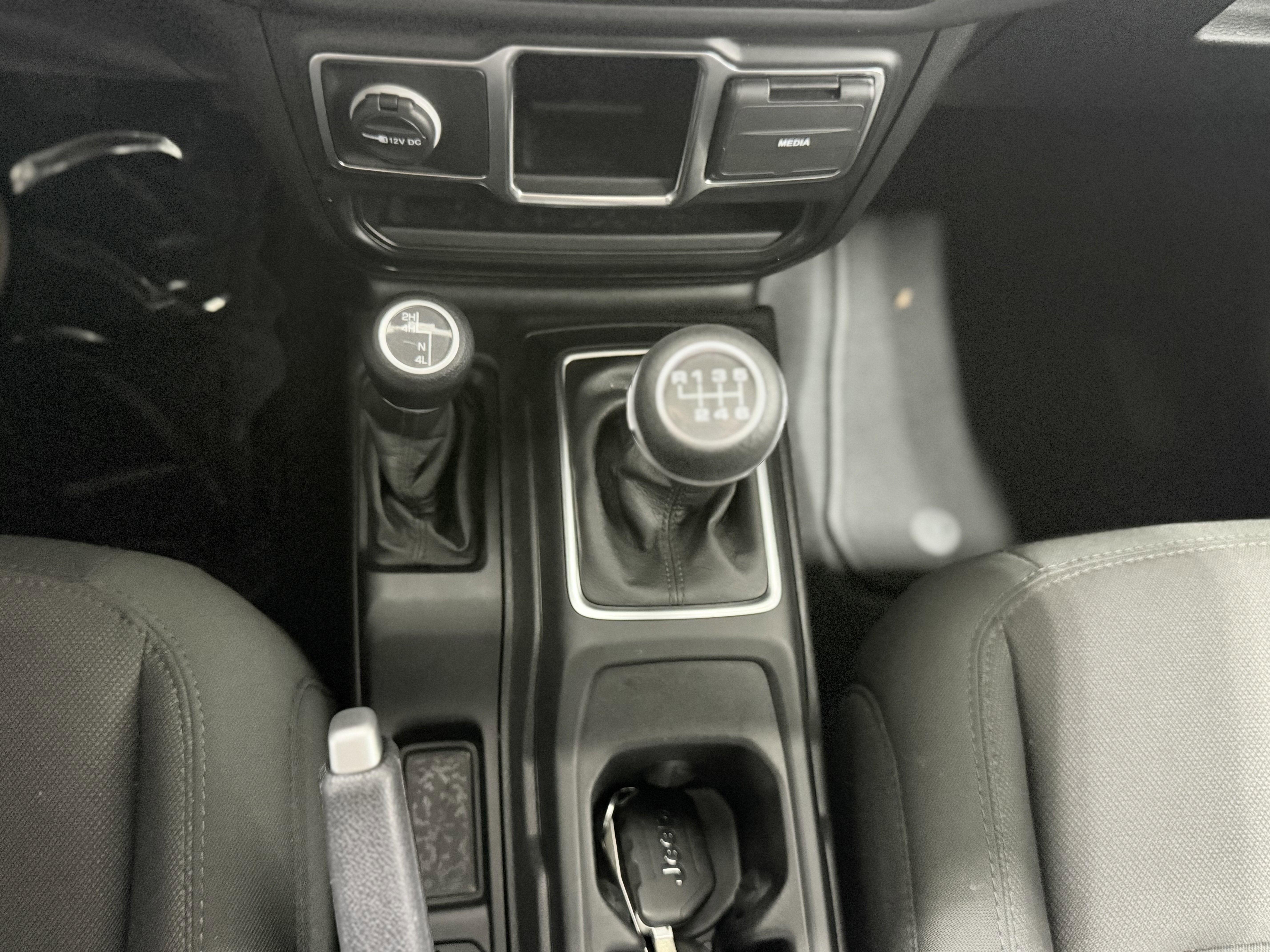 Used 2021 Jeep Wrangler Unlimited Sport image 19