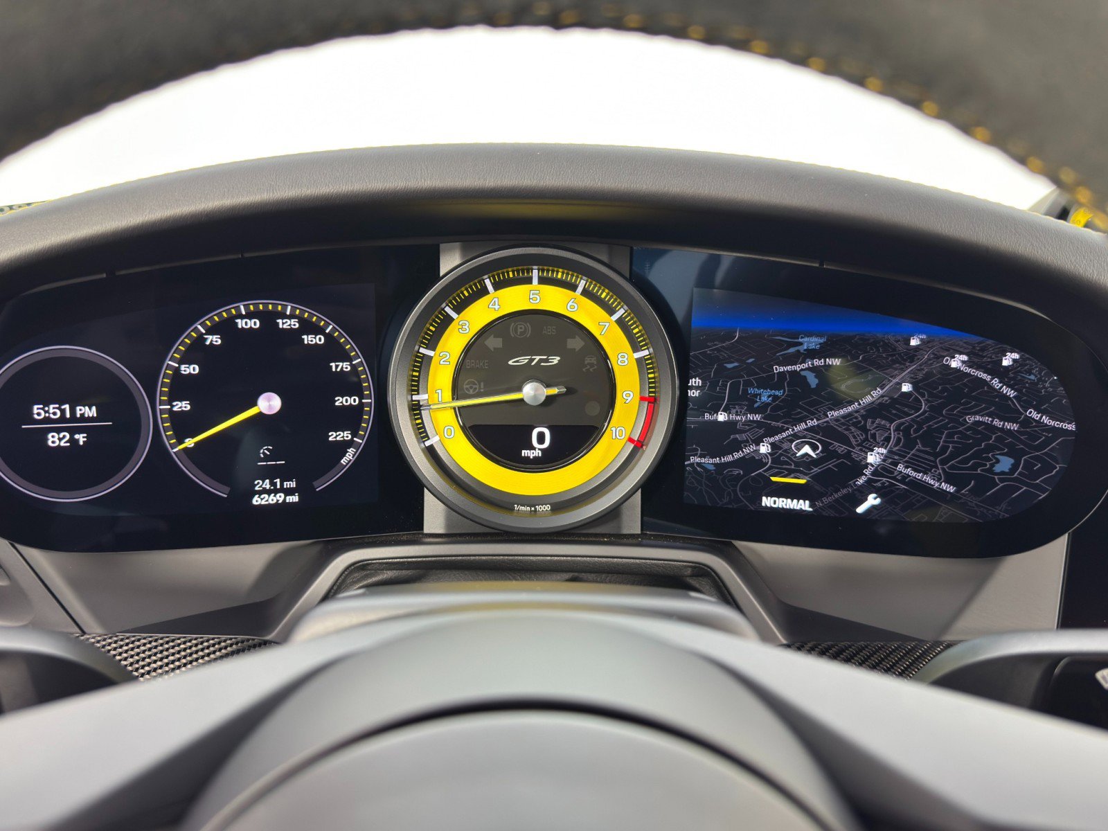 Used 2023 Porsche 911 GT3 RWD image 18