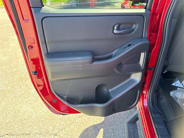 Used 2026 Nissan Frontier SV w/ All-Weather Content Package image 15