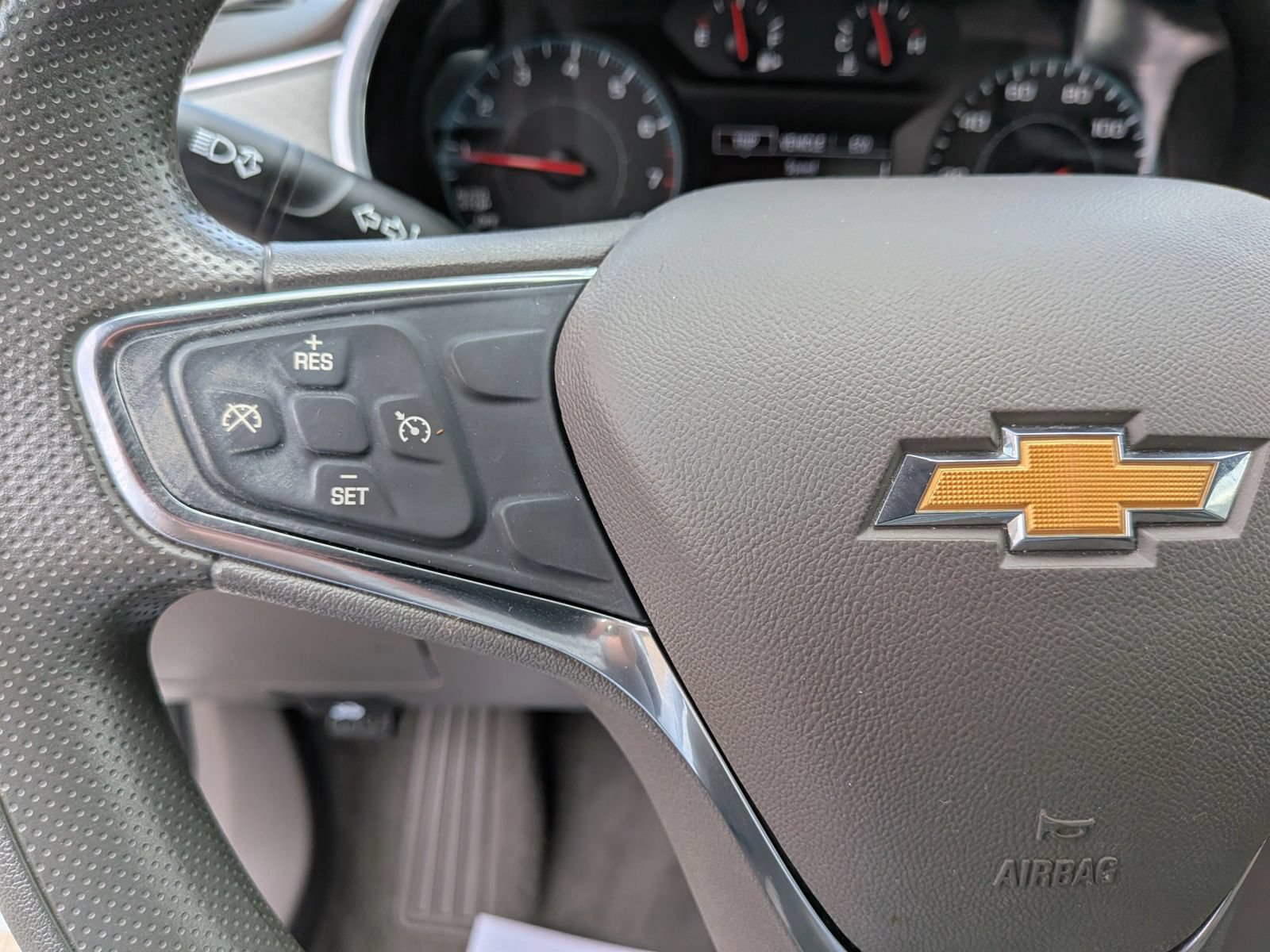Used 2021 Chevrolet Malibu LT FWD image 40
