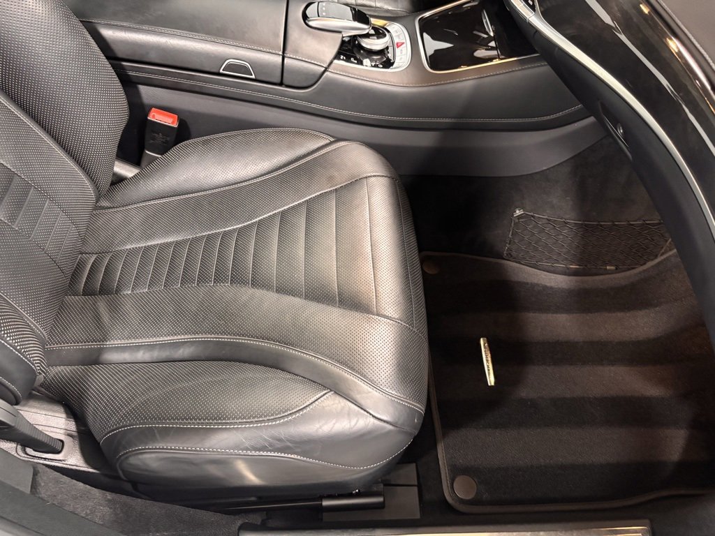 Used 2020 Mercedes-Benz S 560 4MATIC Sedan image 17
