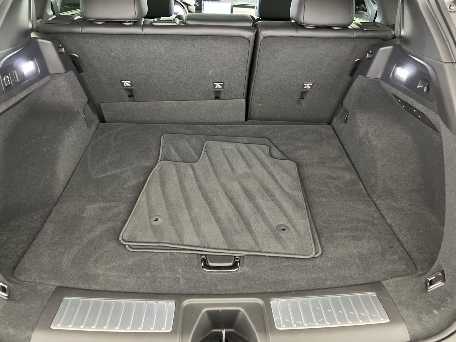 Used 2024 Acura ZDX Type S image 26