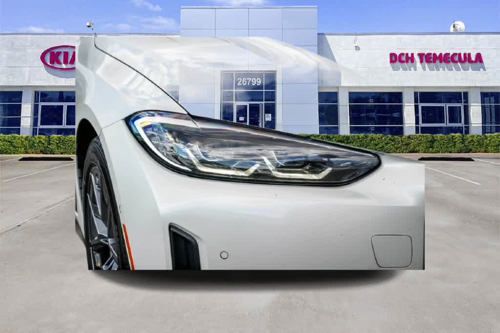 Used 2023 BMW i4 eDrive40 w/ Premium Package RWD image 4