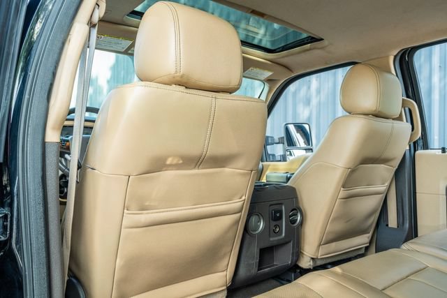 Used 2016 Ford F250 Lariat w/ Lariat Ultimate Package AWD/4WD image 36