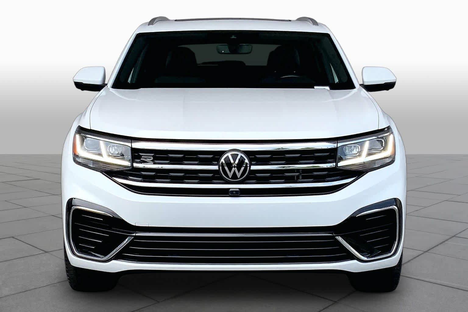 Used 2023 Volkswagen Atlas Cross Sport SEL Premium R-Line AWD/4WD image 4