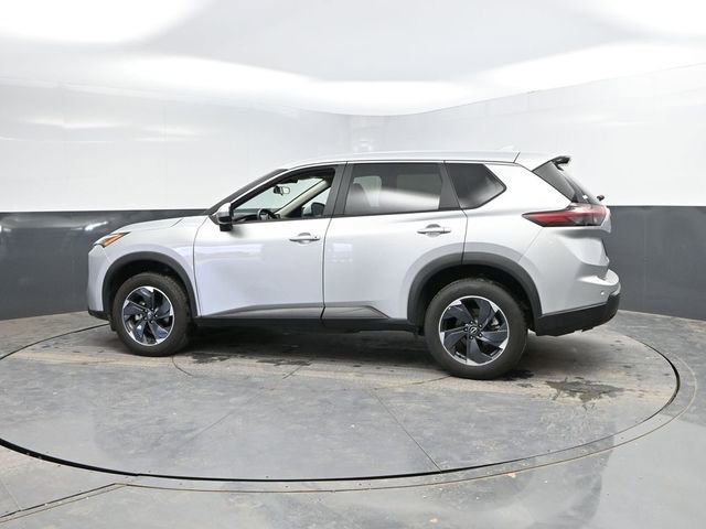Used 2025 Nissan Rogue SV AWD/4WD image 6