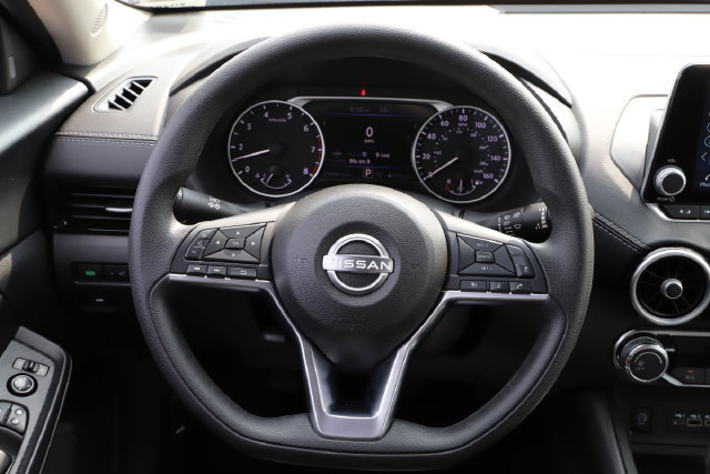 Used 2025 Nissan Sentra SV FWD image 20
