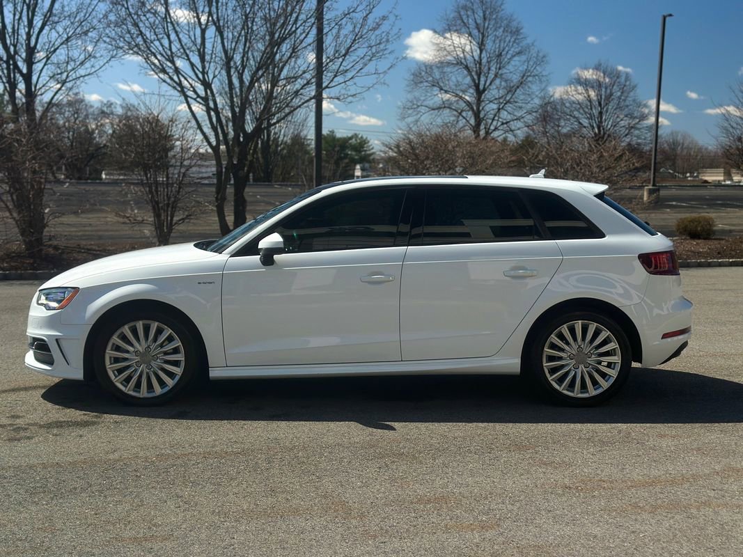 Used 2016 Audi A3 e-tron Premium w/ Audi MMI Navigation Plus image 5