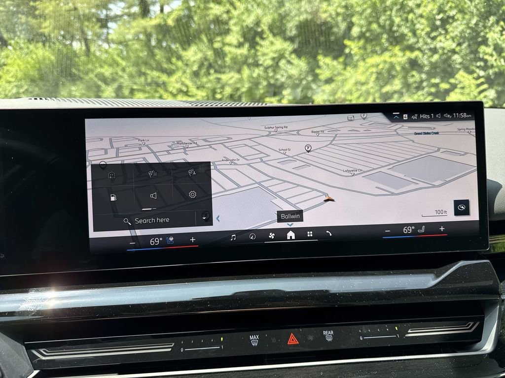 Used 2026 BMW 530i xDrive w/ Premium Package image 21