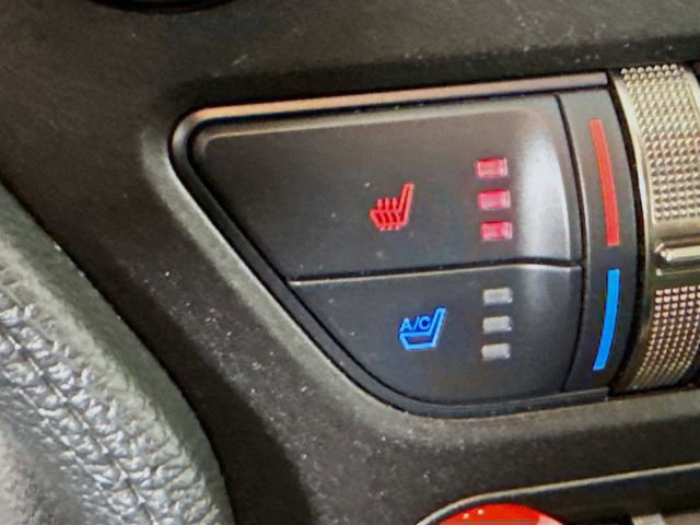 Used 2016 Ford Mustang Shelby GT350 w/ Technology Package image 23