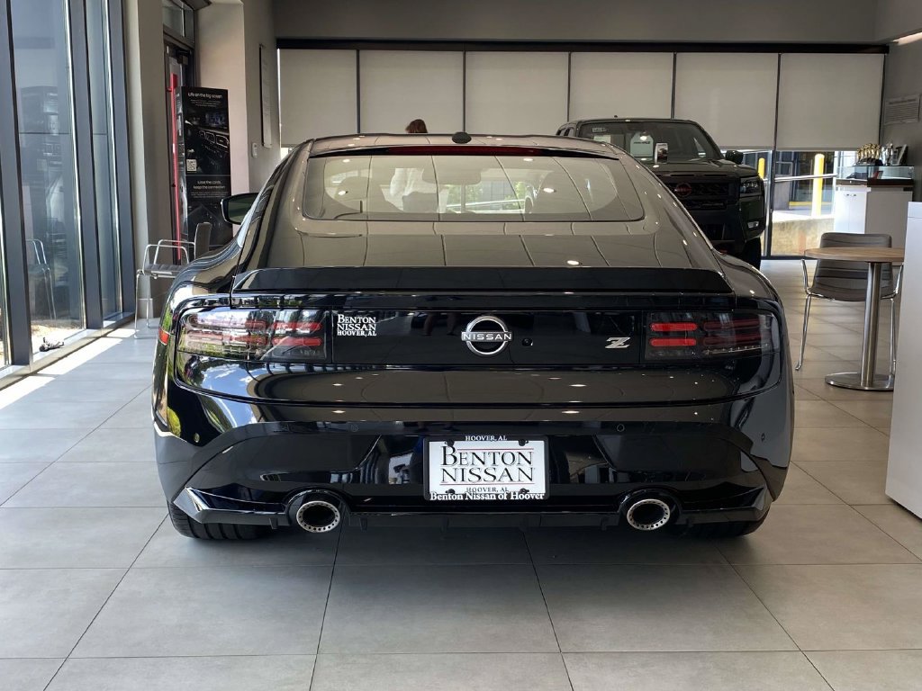 New 2026 Nissan Z Performance w/ Floor Mat Package RWD image 5