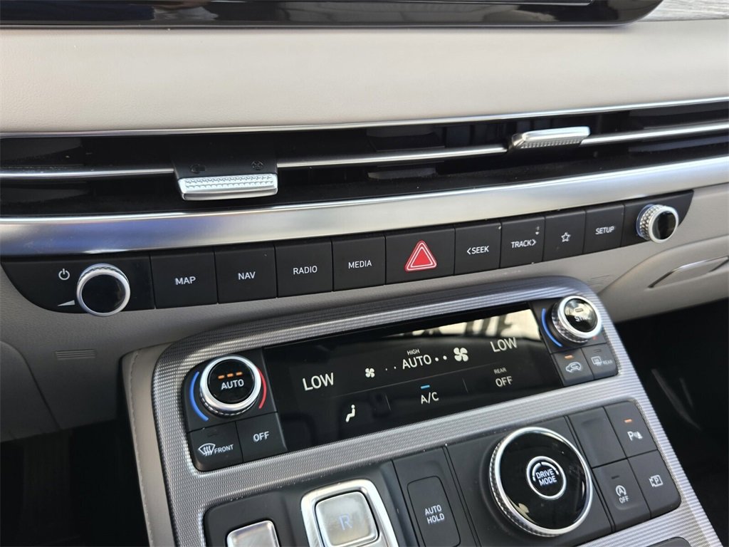Used 2024 Hyundai Palisade Calligraphy image 27