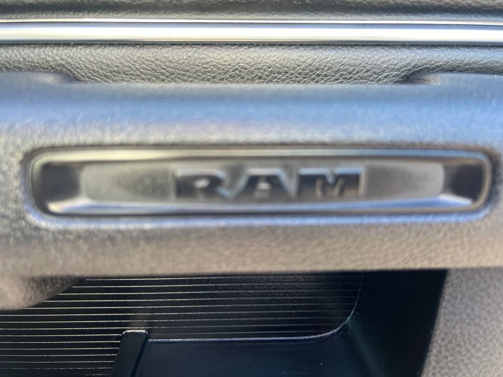 Used 2024 RAM 1500 Warlock RWD image 42