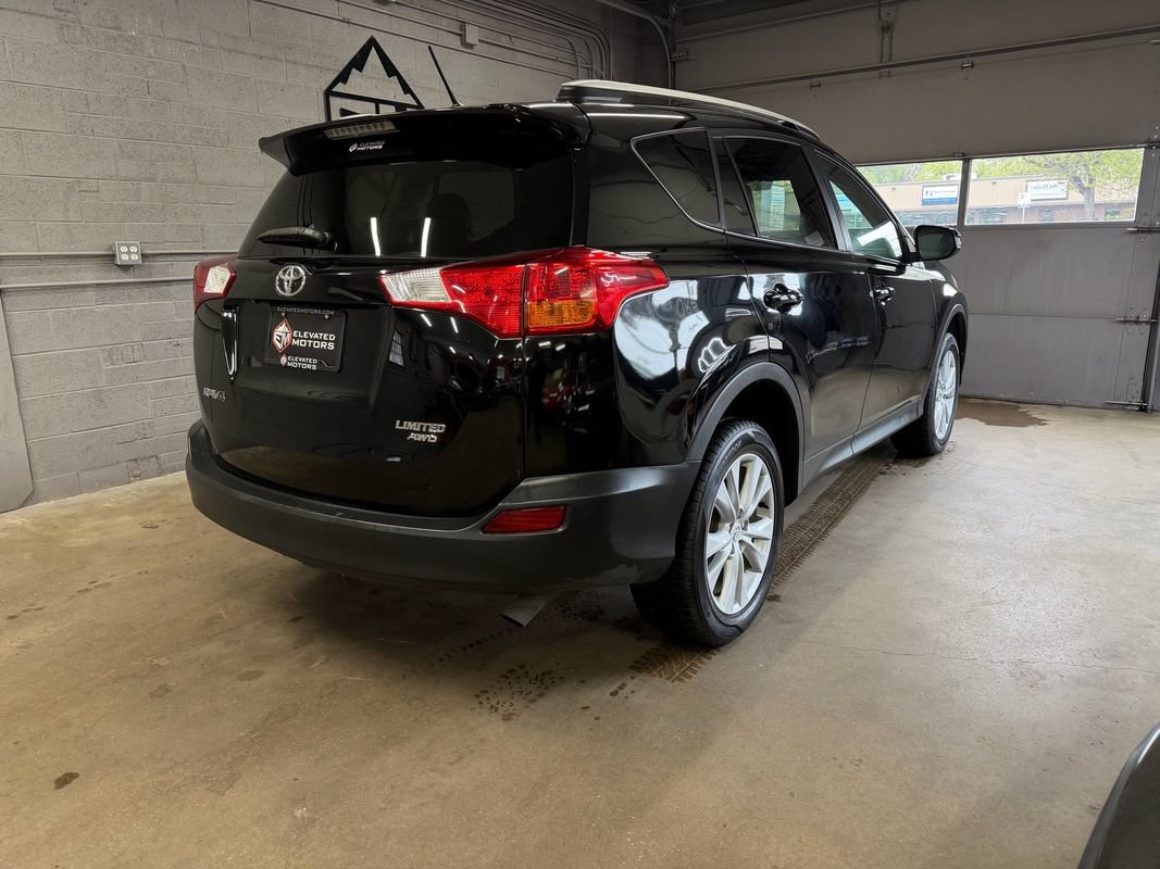 Used 2015 Toyota RAV4 Limited AWD/4WD image 5