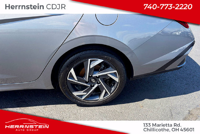 Used 2024 Hyundai Elantra SEL w/ Convenience Package FWD image 22