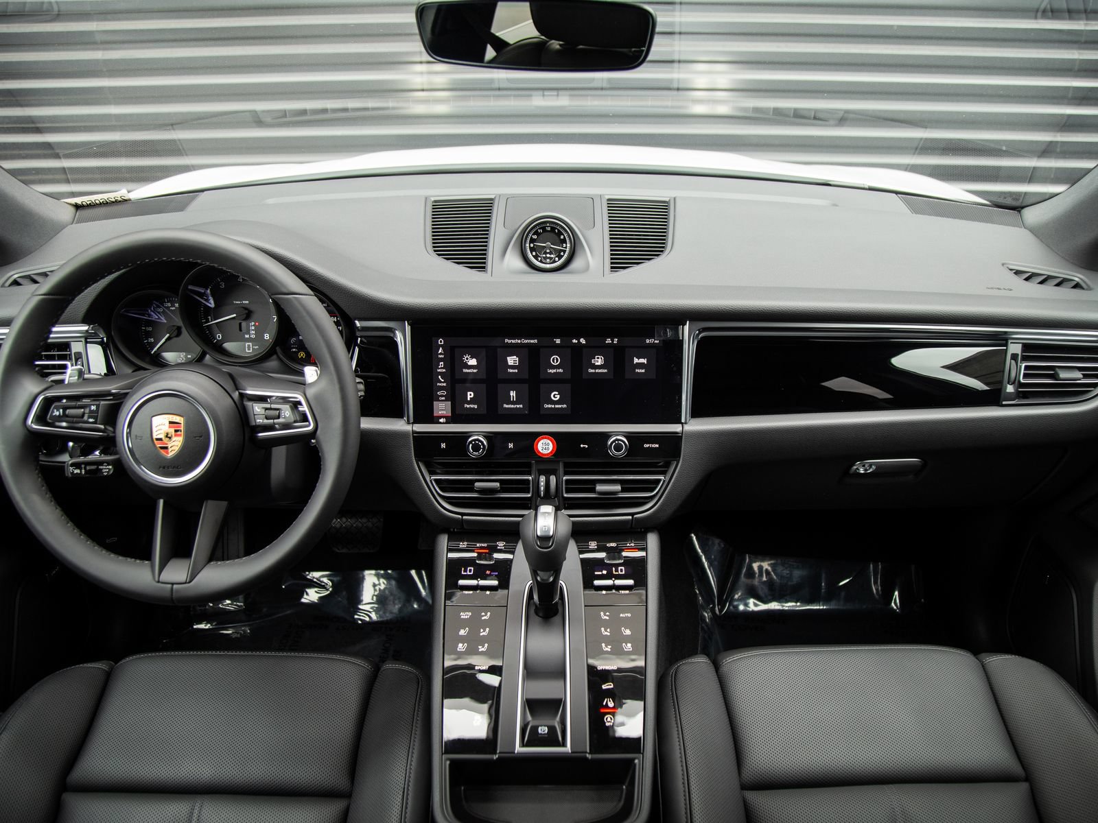 New 2026 Porsche Macan AWD/4WD image 21