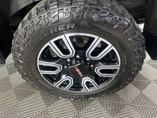 Used 2022 GMC Sierra 2500 AT4 AWD/4WD image 5