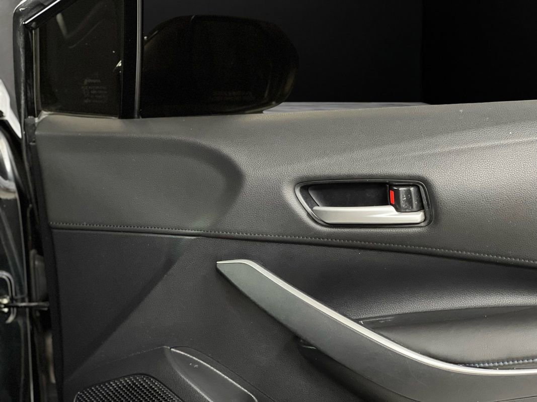 Used 2020 Toyota Corolla SE FWD image 27