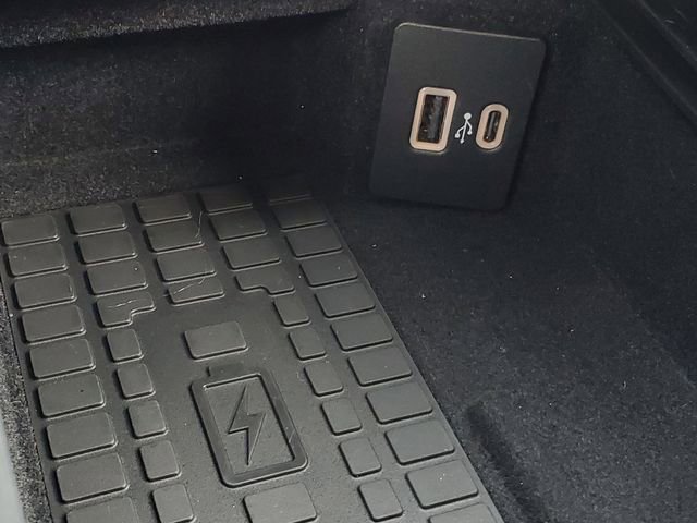 Certified 2024 Lincoln Corsair AWD w/ Equipment Group 101A image 21