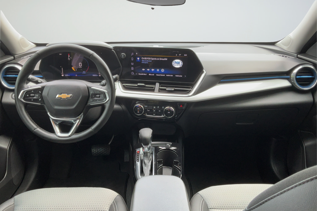 Certified 2026 Chevrolet Trax LT w/ Driver Confidence Package FWD image 12