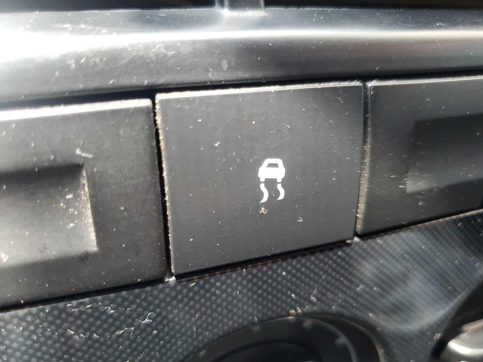 Used 2010 Ford Explorer Sport Trac XLT RWD image 18