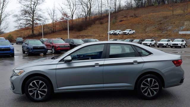 Used 2024 Volkswagen Jetta S image 7