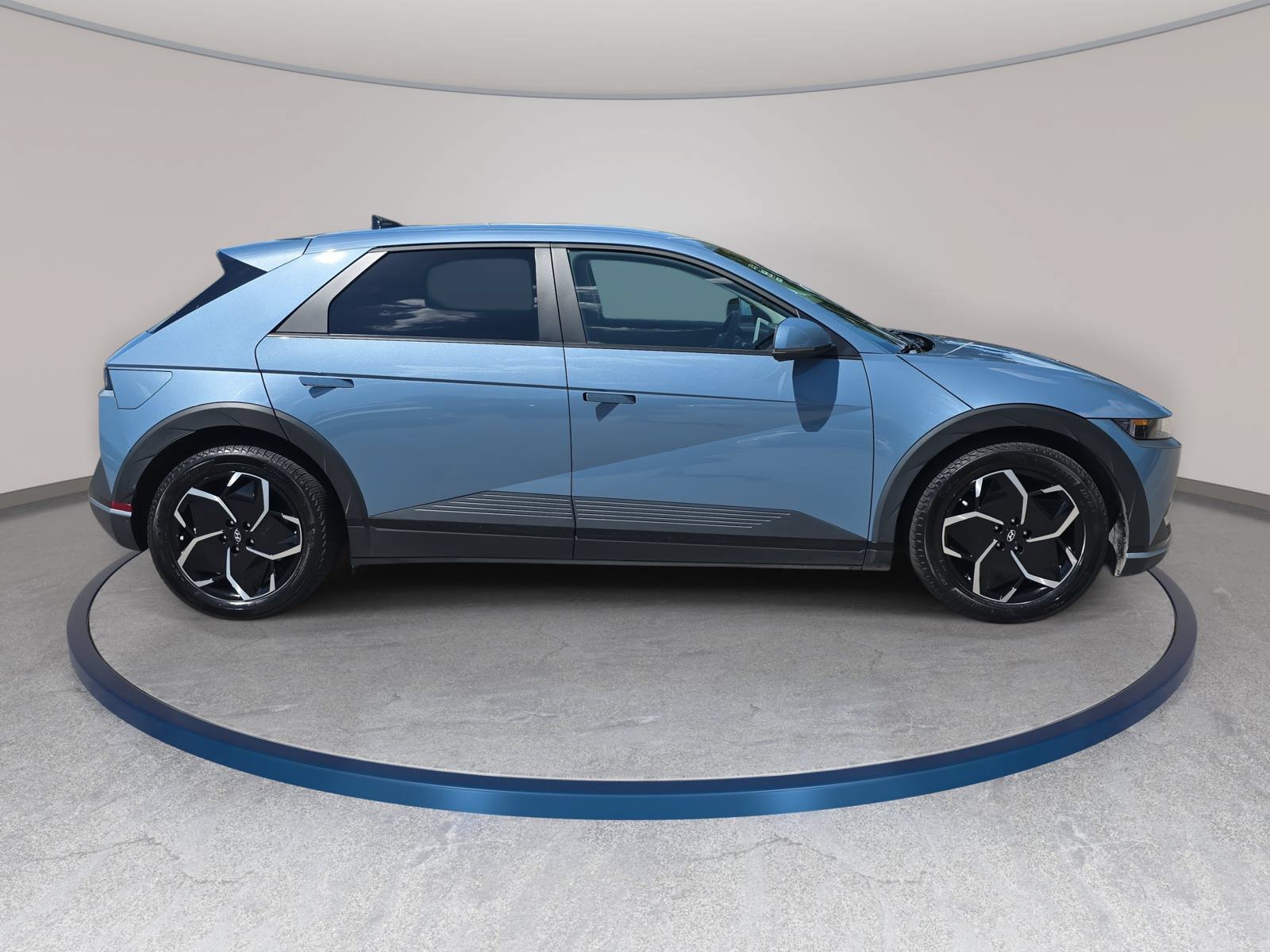 Used 2023 Hyundai Ioniq 5 SE RWD image 4