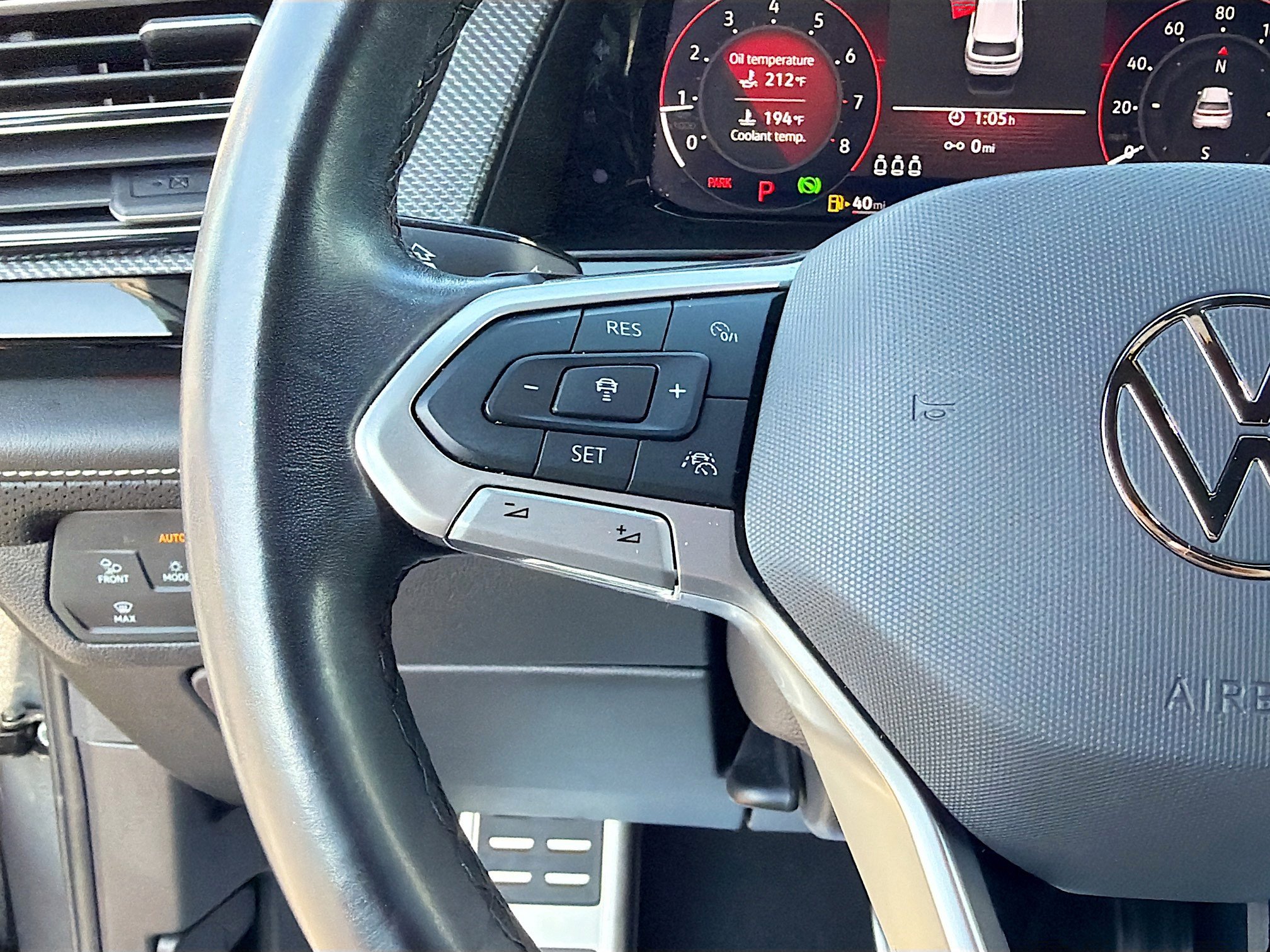 Used 2024 Volkswagen Atlas Cross Sport SEL Premium R-Line image 37