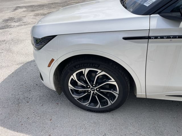 New 2026 Lincoln Nautilus Reserve AWD/4WD image 10