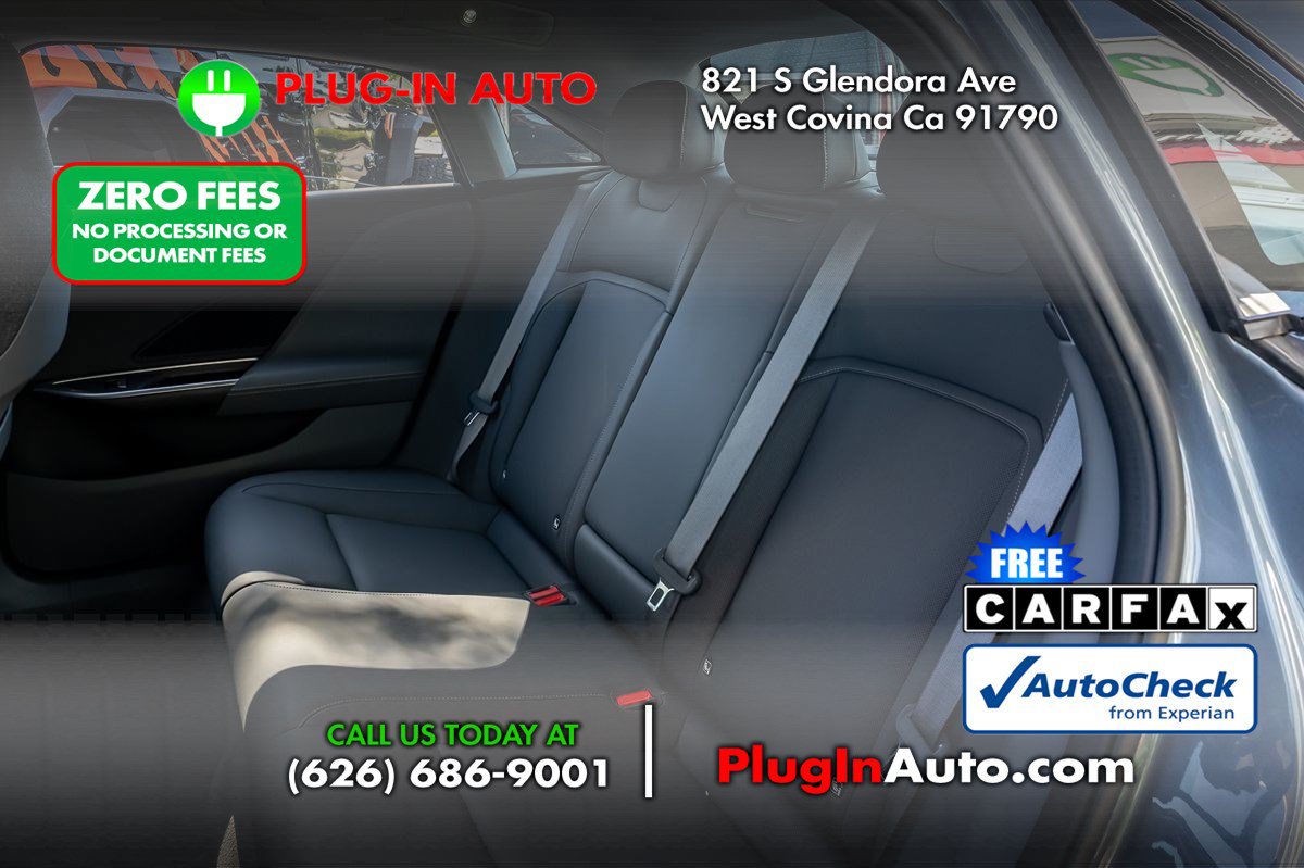 Used 2025 Lucid Air Pure RWD image 11