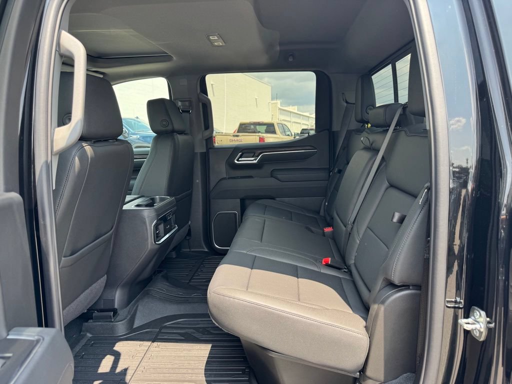 New 2026 GMC Sierra 1500 SLT w/ SLT Premium Plus Package AWD/4WD image 31