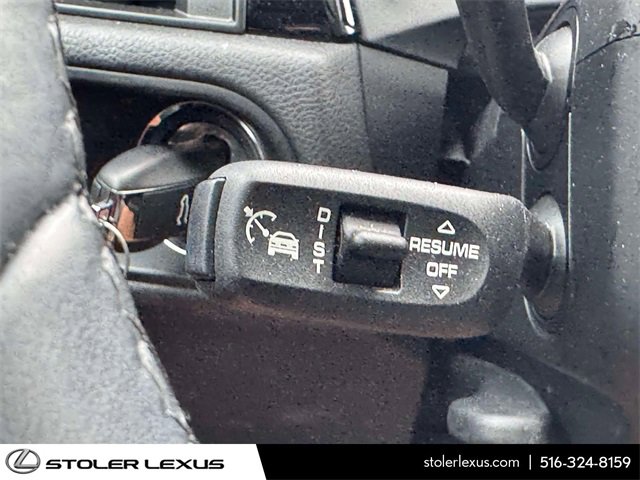 Used 2023 Porsche Macan S image 30