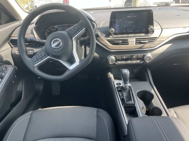 New 2026 Nissan Altima 2.5 SV FWD image 12