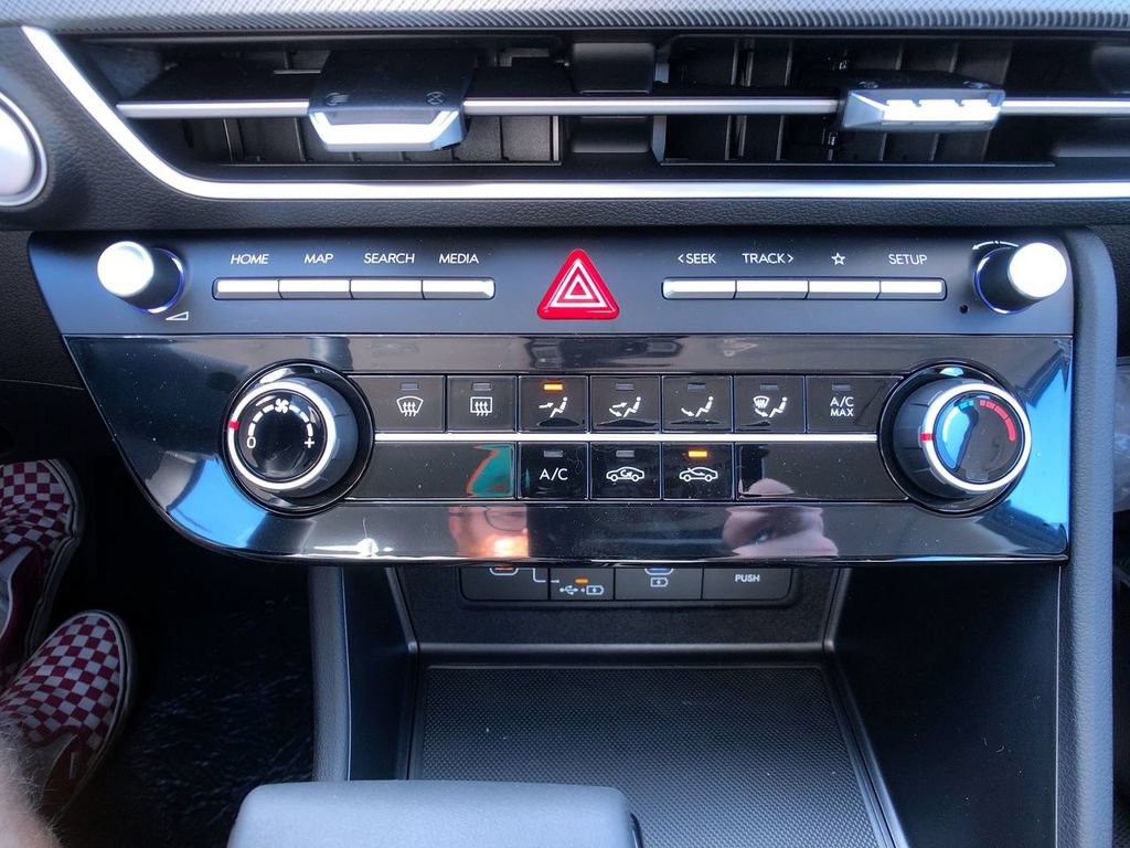 Certified 2025 Hyundai Sonata SE FWD image 44