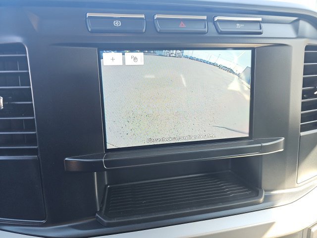 Used 2024 Ford F550 2WD Crew Cab Super Duty image 18