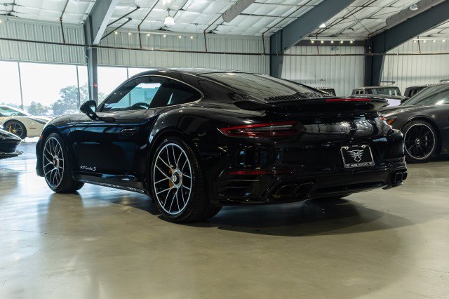 Used 2017 Porsche 911 Turbo S image 4