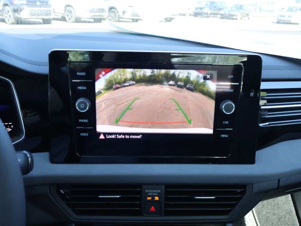 New 2026 Volkswagen Jetta SE FWD image 23