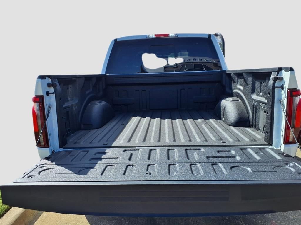 New 2025 Ford F150 Lariat w/ Equipment Group 501A Mid image 24