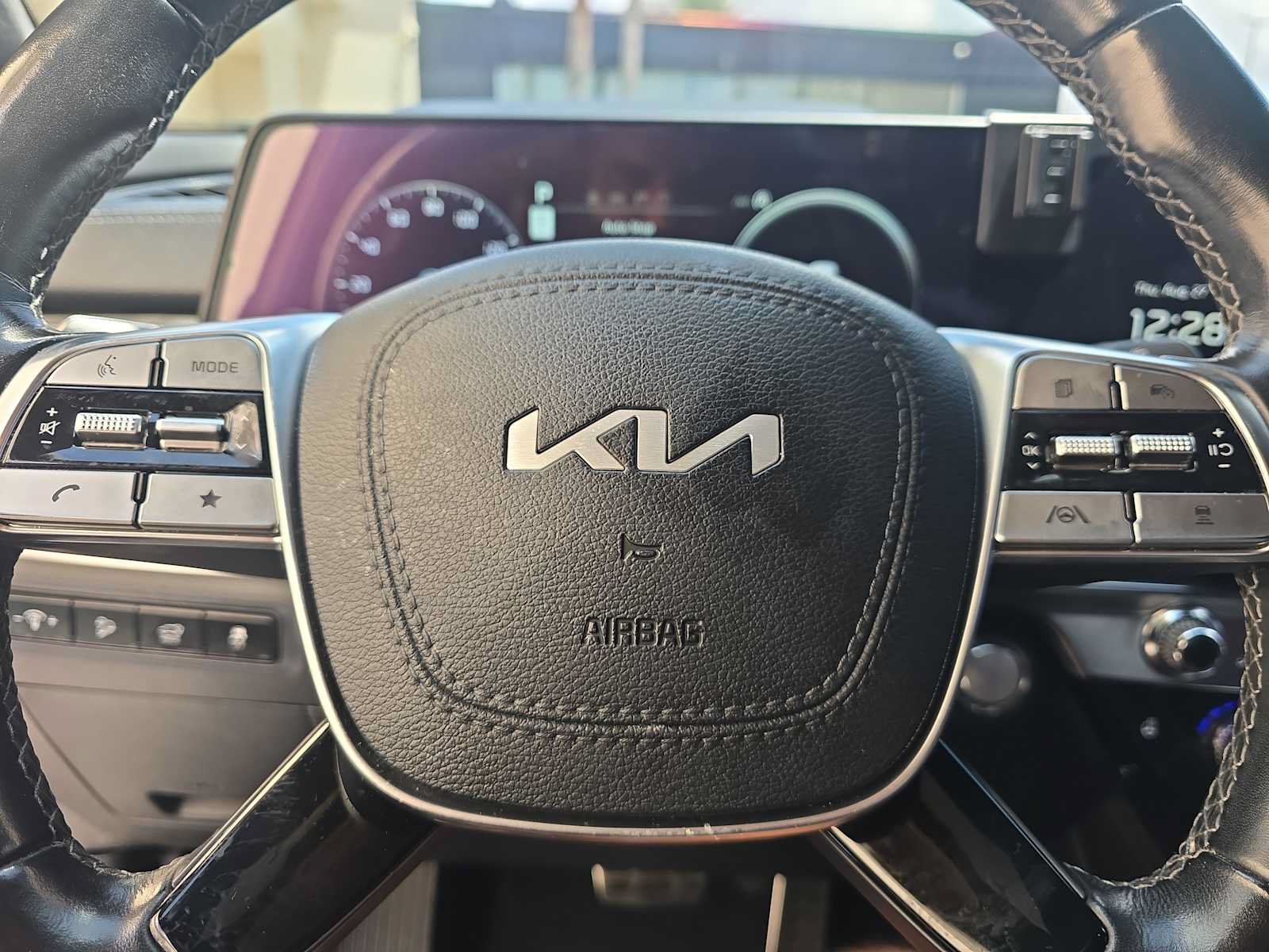 Used 2023 Kia Telluride SX Prestige AWD/4WD image 22
