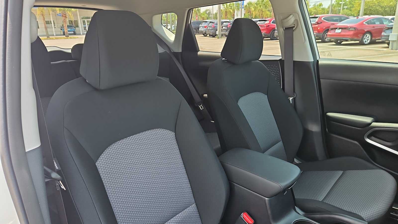 Used 2024 Kia Soul S FWD image 25