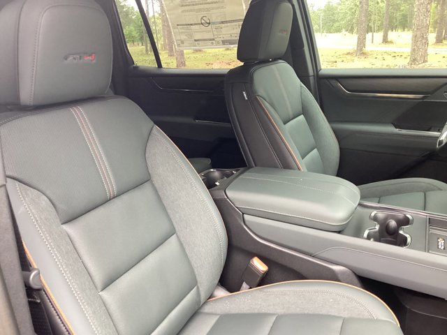 New 2026 GMC Acadia AT4 w/ Luxury Package image 22
