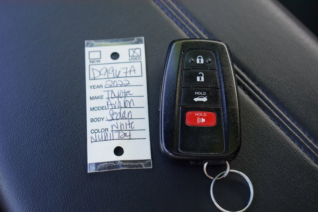 Used 2022 Toyota Avalon Limited w/ Advanced Safety Package FWD image 36