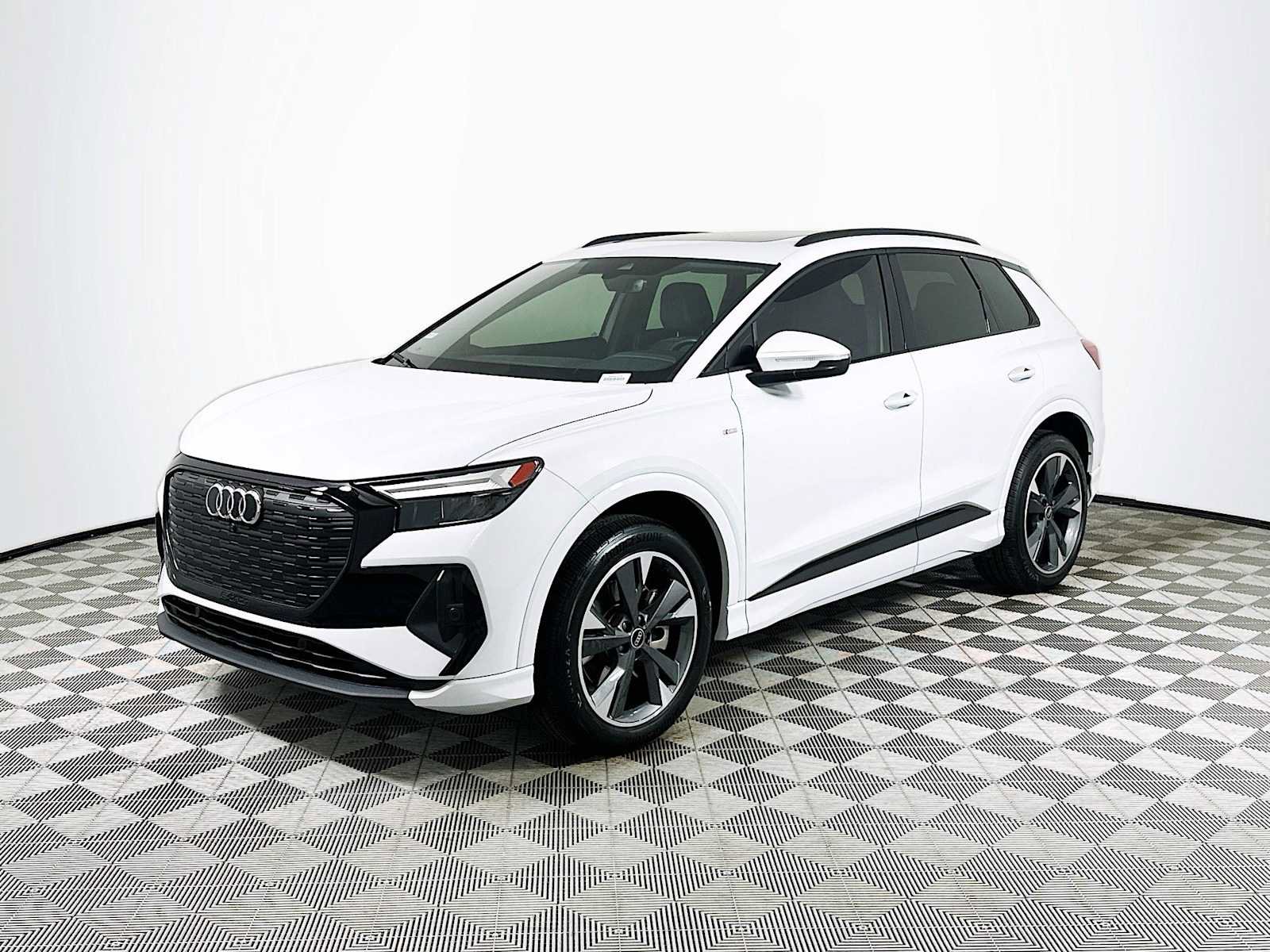 Certified 2023 Audi Q4 e-tron Premium w/ Convenience Package AWD/4WD image 3